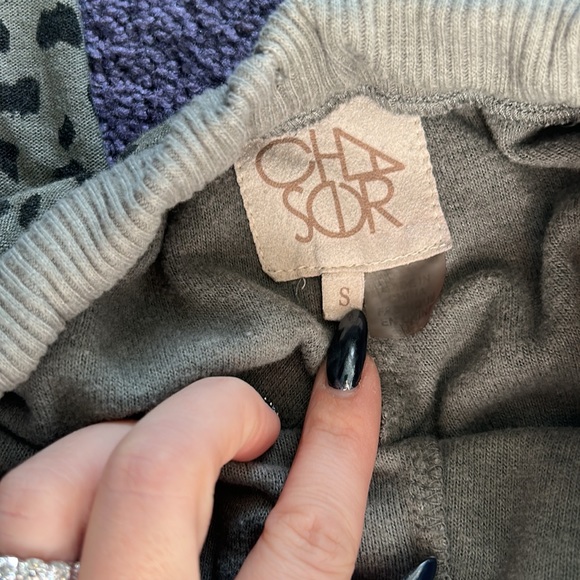 Chaser matching set hoodie size XS and jogger size S - Picture 4 of 7